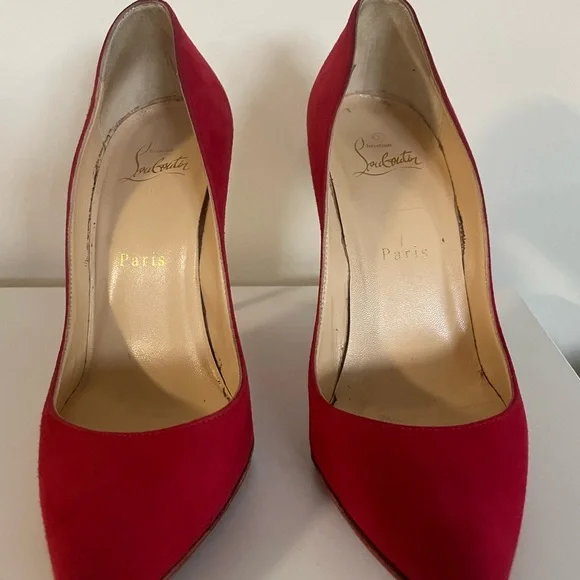 Christian Louboutin suede Red Pointed Toe Heels - Picture 3 of 8